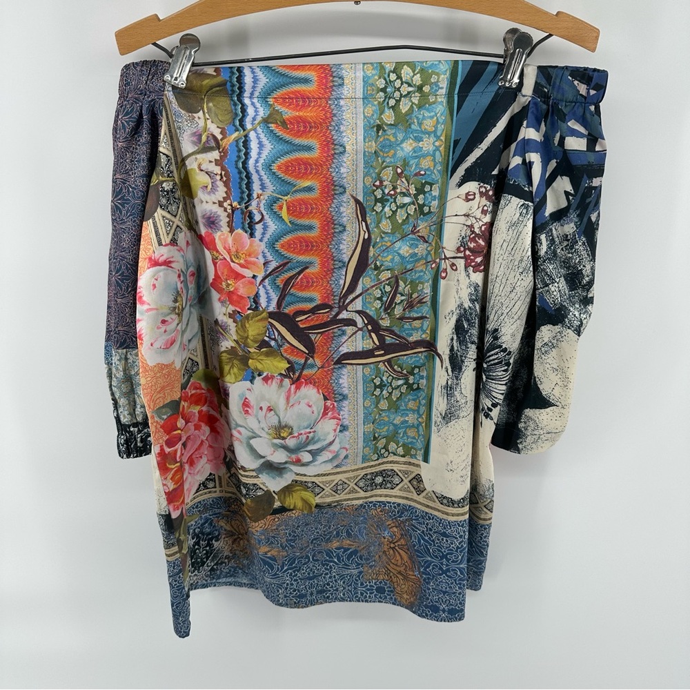 Chicos off the shoulder Asian silk like floral nature patterned strapless blouse